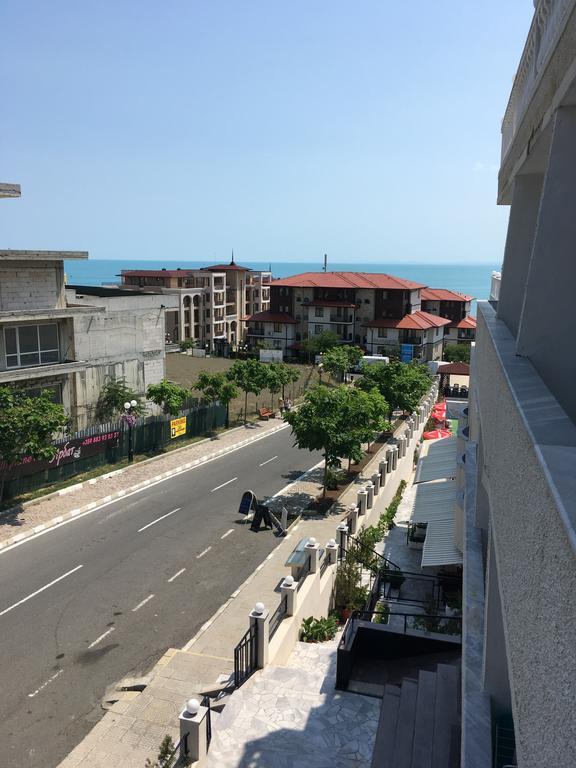 Hotel Corona سفيتي فلاس المظهر الخارجي الصورة